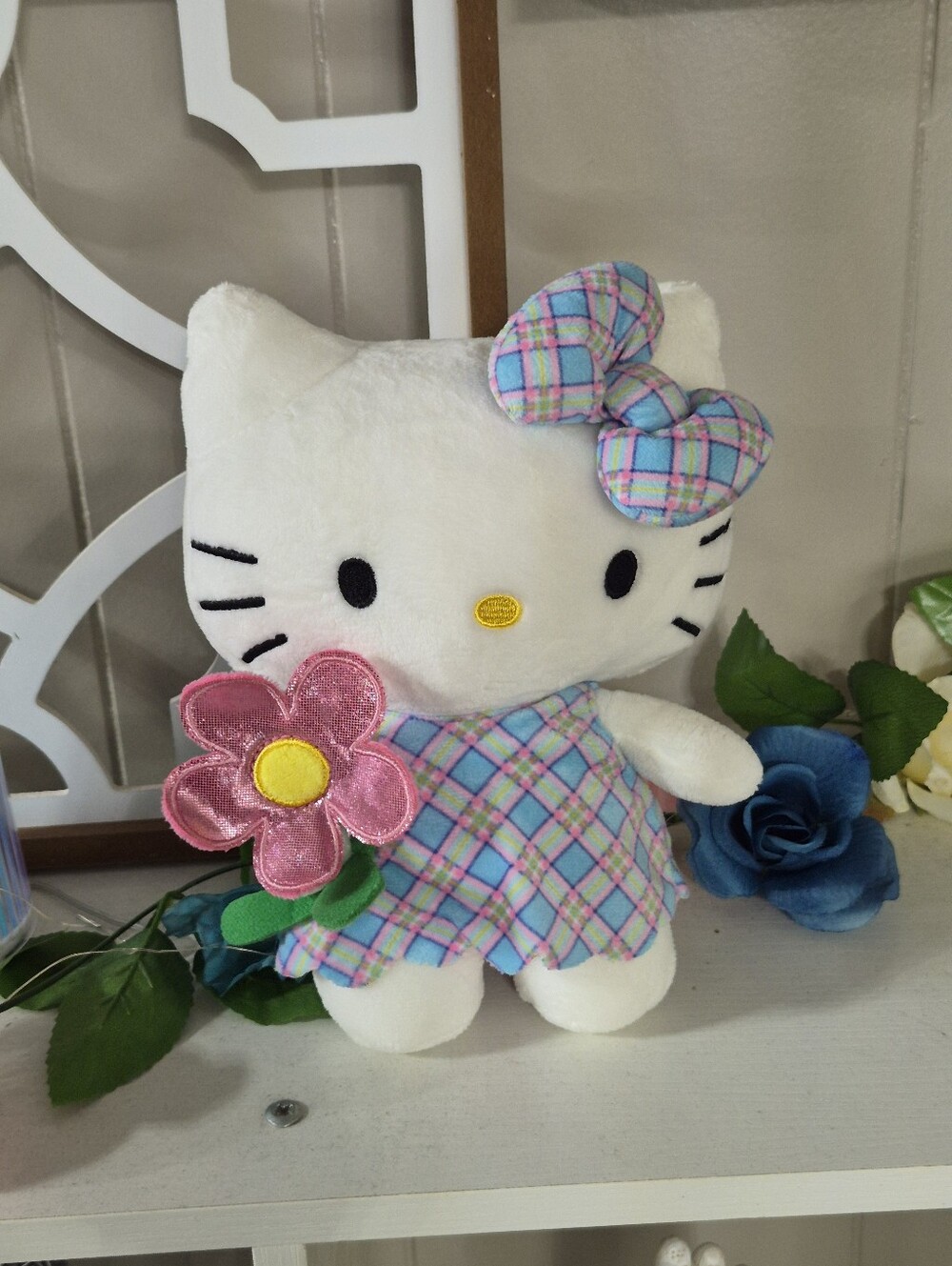 Hello Kitty Flower Plush